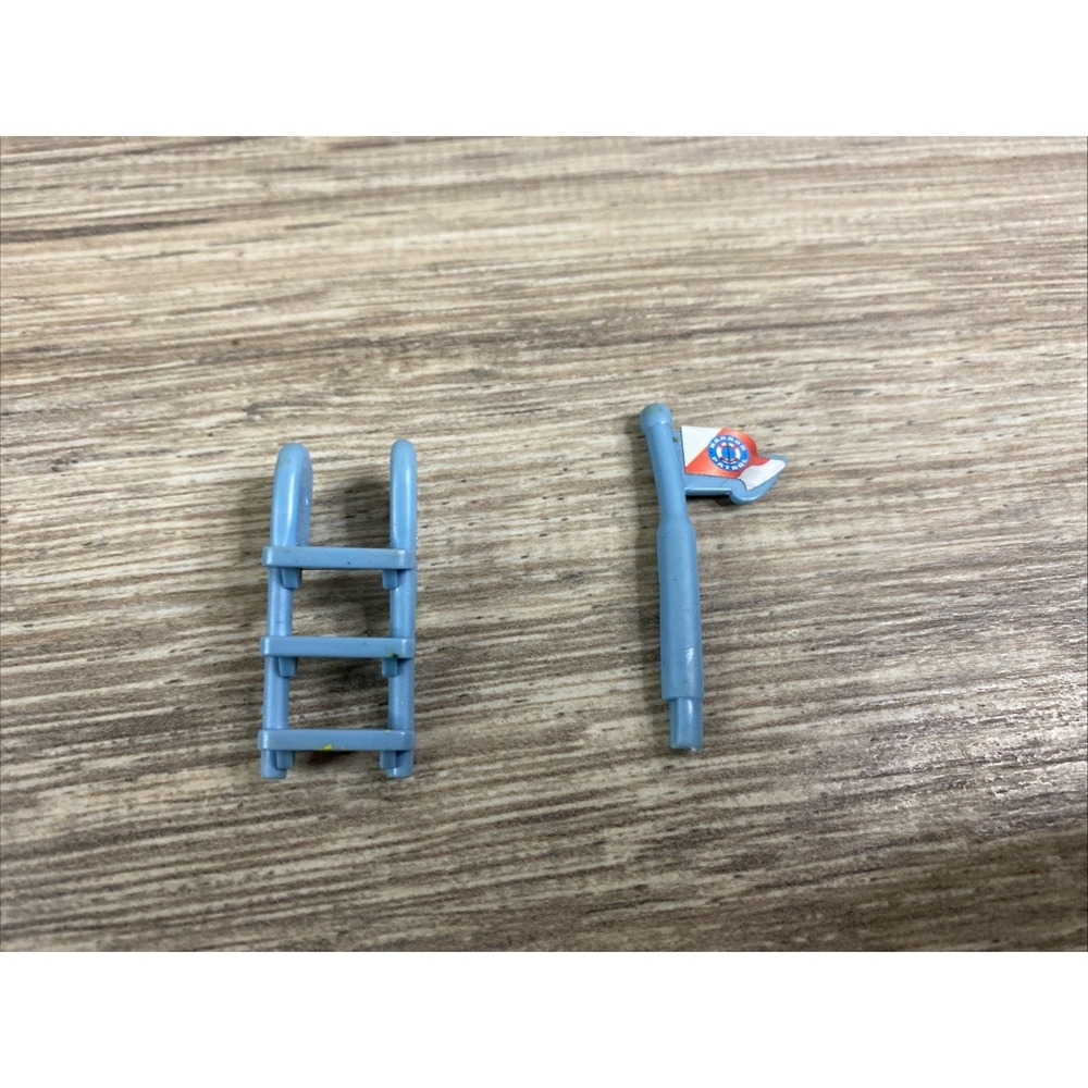 Galoob Micro Machines Exploration HARBOR RESCUE CENTER GRAY LADDER AND FLAG ONLY